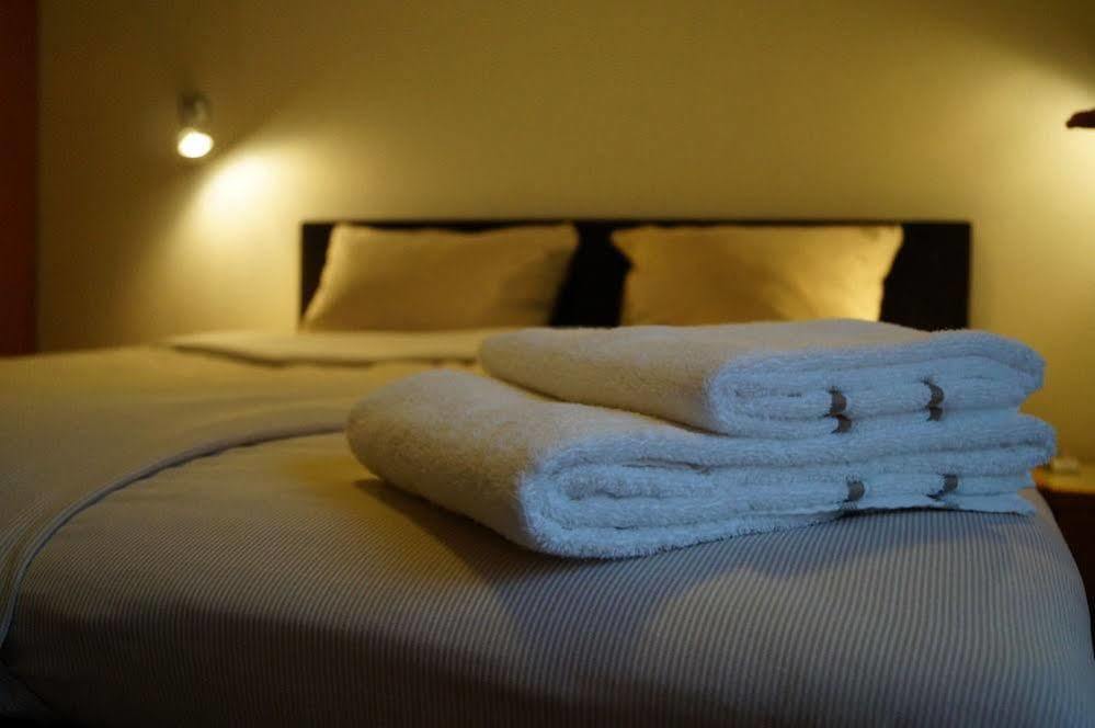 Hotel Restaurant 'De Oorsprong' Sint Nicolaasga Dış mekan fotoğraf